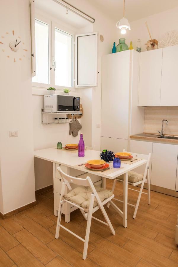 Finestra sul Porto Apartment Bari Exterior foto